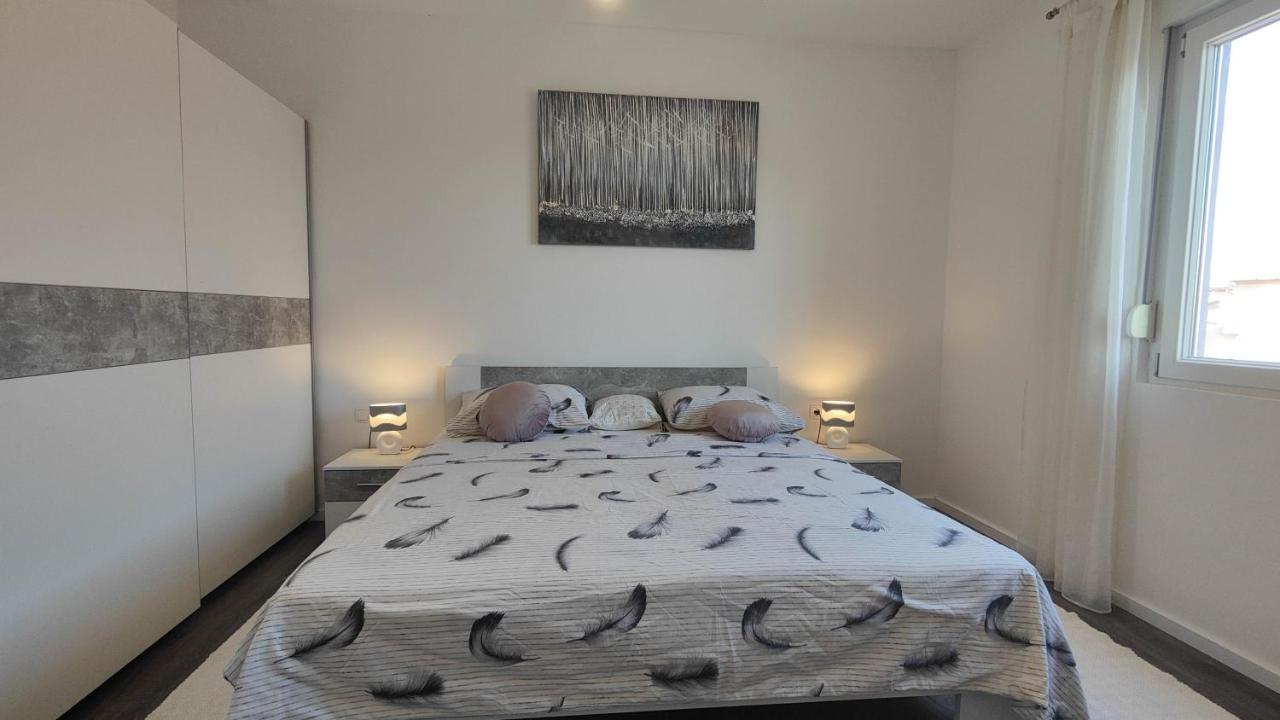 Gold And Silver Apartment 扎达尔 外观 照片