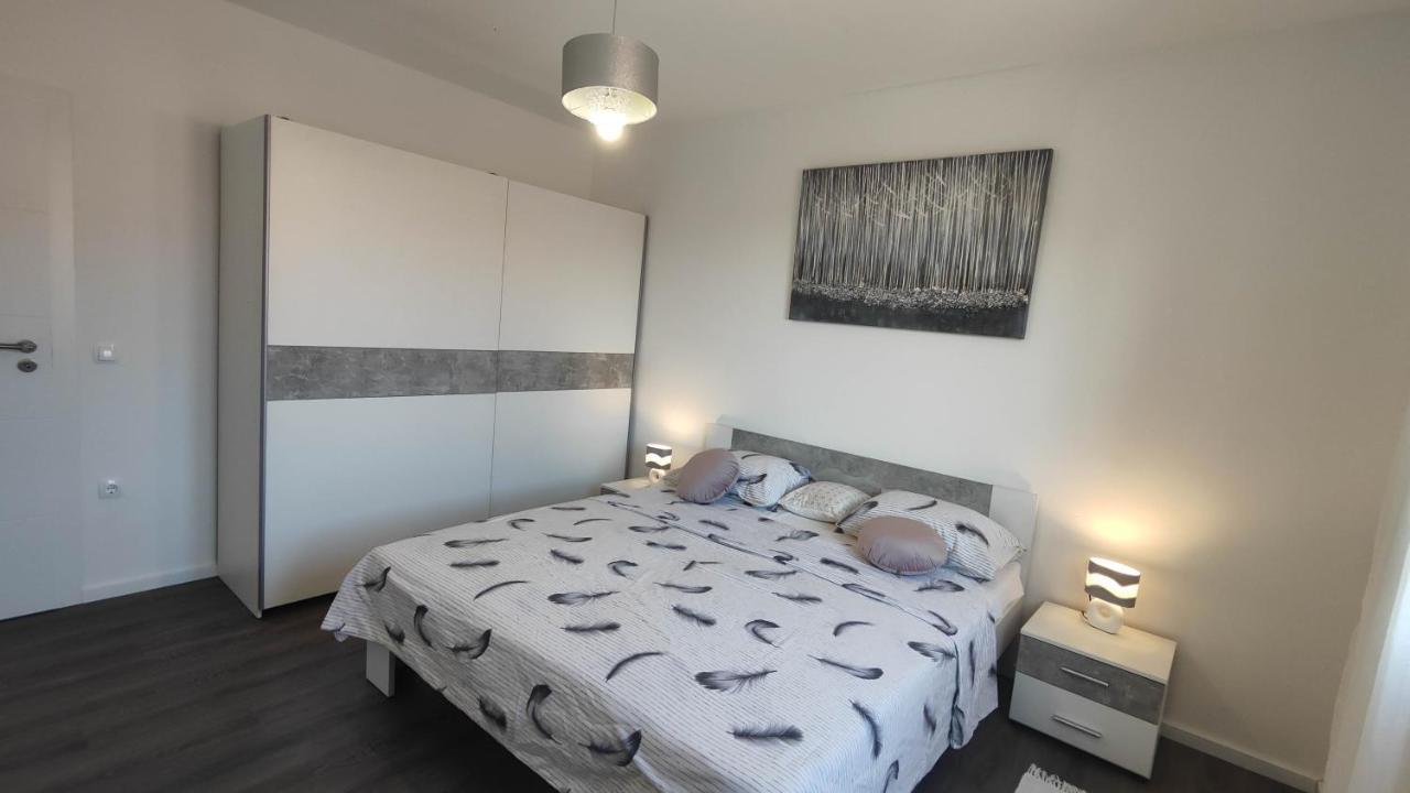 Gold And Silver Apartment 扎达尔 外观 照片
