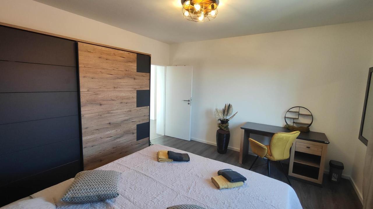 Gold And Silver Apartment 扎达尔 外观 照片