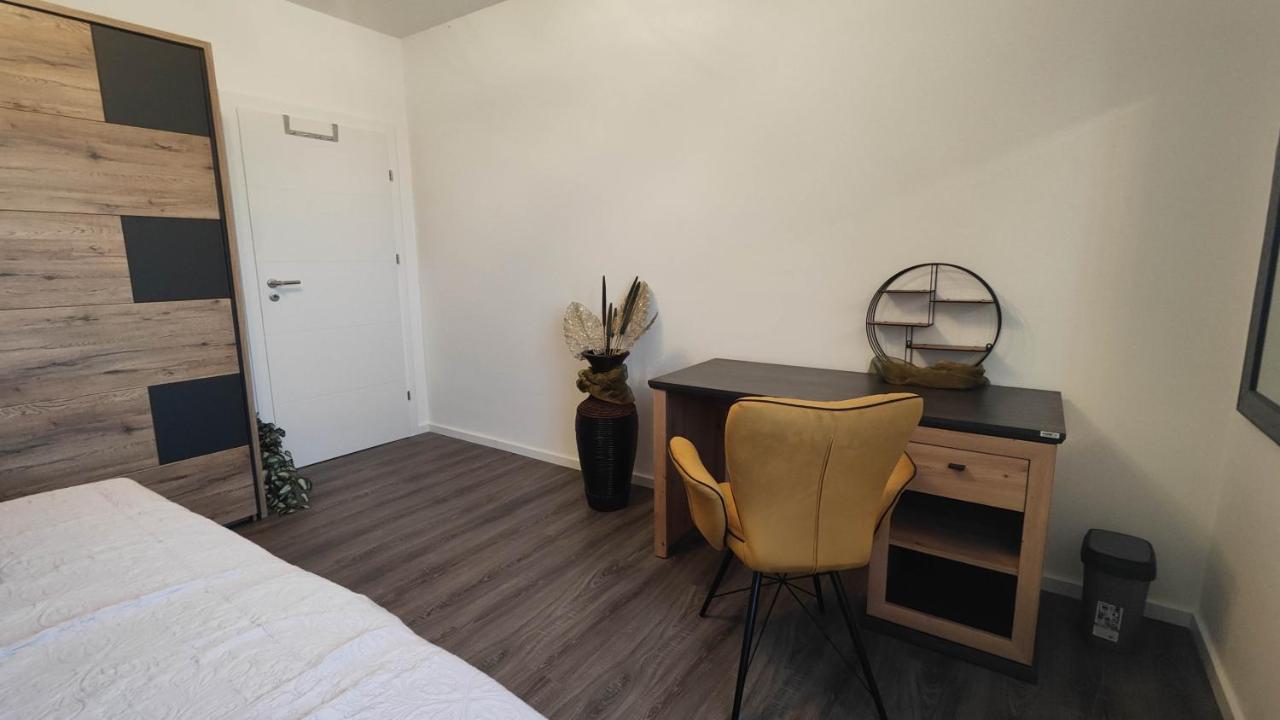 Gold And Silver Apartment 扎达尔 外观 照片