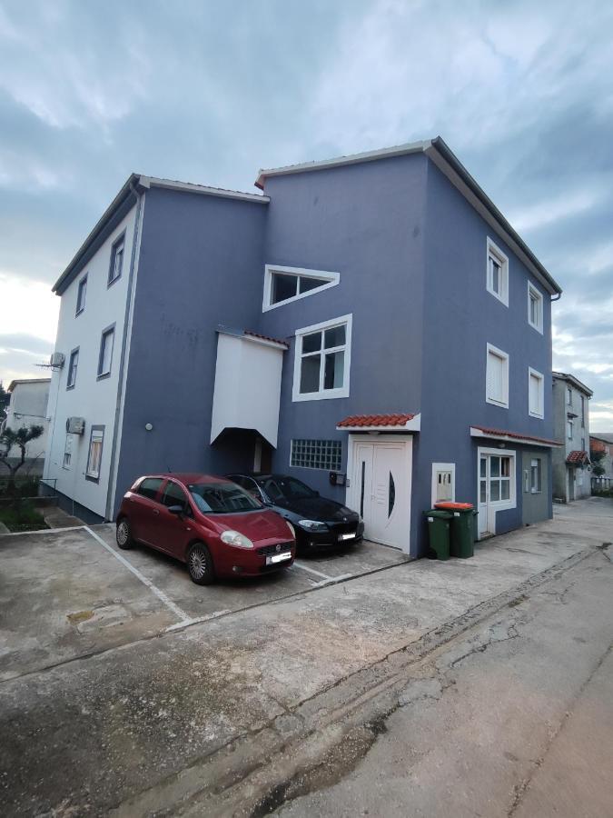 Gold And Silver Apartment 扎达尔 外观 照片